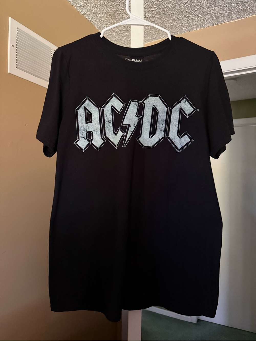 Gildan AC/DC Band Graphic Performance T-Shirt Black Medium
